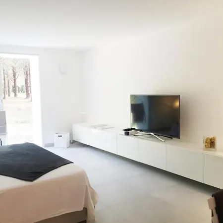 New - Casa Alba, Tropez Lägenhet